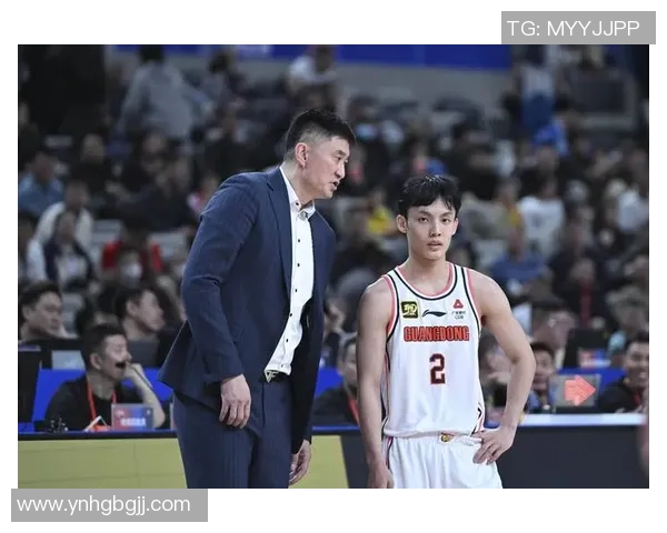 广东出征典礼！老板在宏远酒店请客 仅胡明轩能坐主席 徐杰坐次席